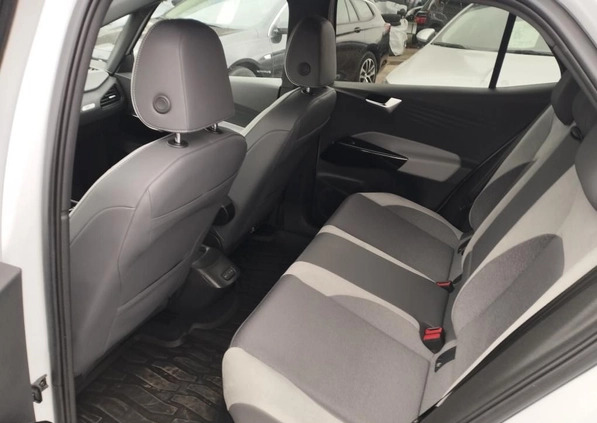 Volkswagen ID.3 cena 119000 przebieg: 34000, rok produkcji 2020 z Łomianki małe 497